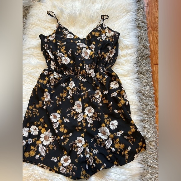 Pants - Black floral romper